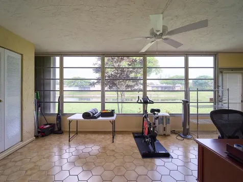 175 Lake Susan Lane West Palm Beach FL 33411
