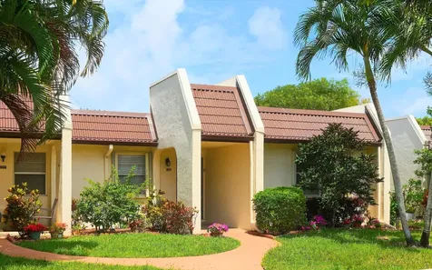 175 Lake Susan Lane West Palm Beach FL 33411