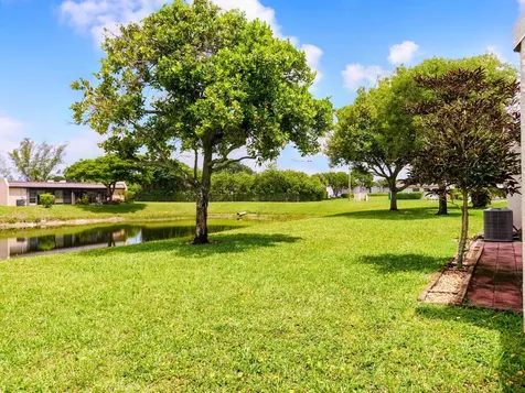 175 Lake Susan Lane West Palm Beach FL 33411