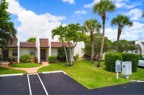 175 Lake Susan Lane West Palm Beach FL 33411