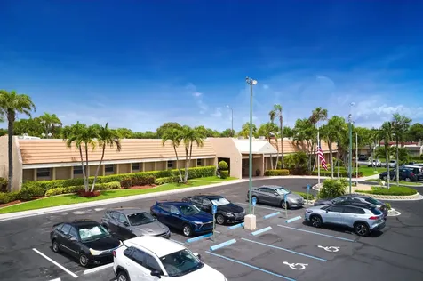 175 Lake Susan Lane West Palm Beach FL 33411