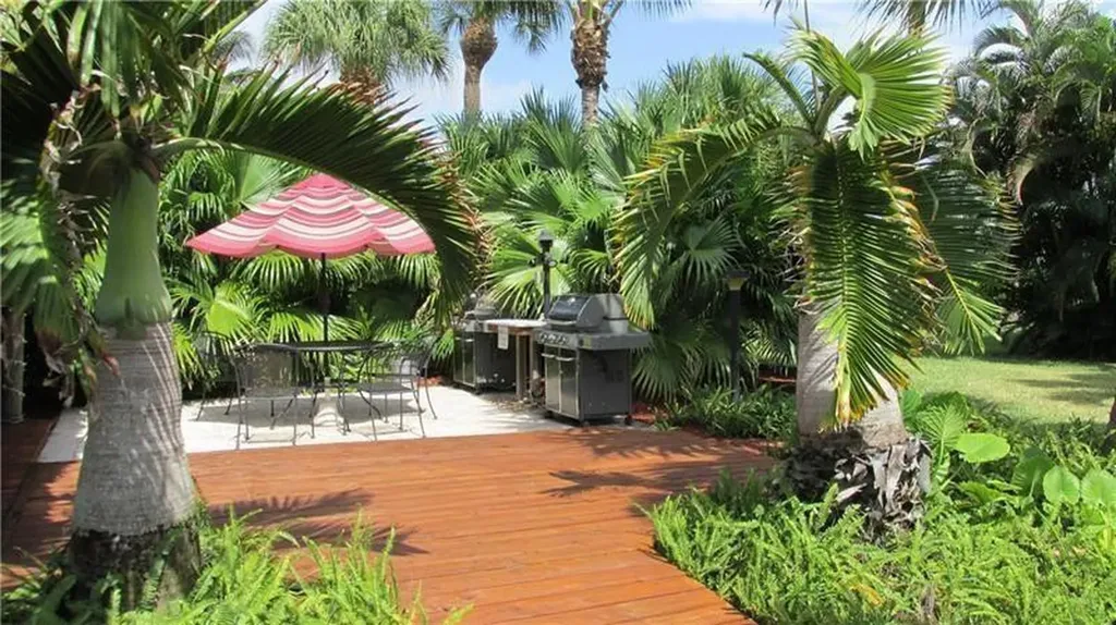 1100 SE 5th Court Pompano Beach FL 33060