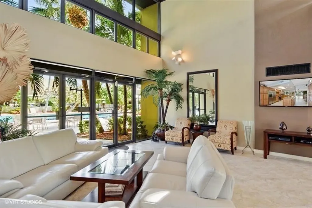 1100 SE 5th Court Pompano Beach FL 33060