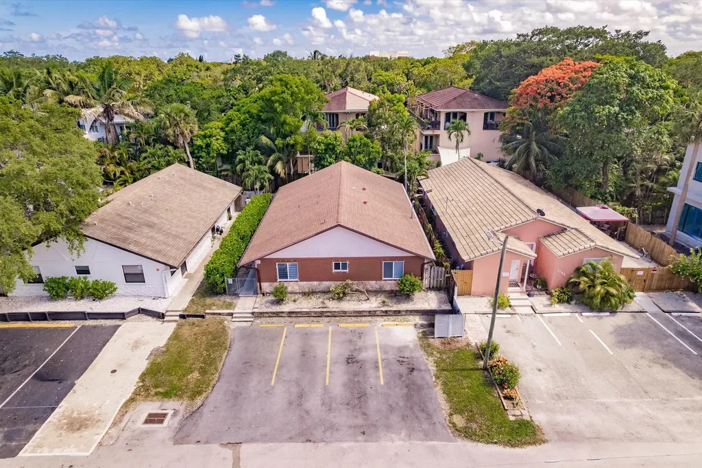 1786 SW 22nd Street Fort Lauderdale FL 33315