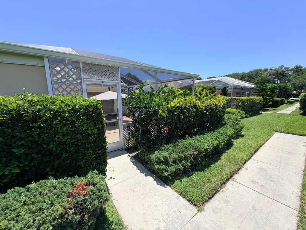 3504 Lakemont Court Palm Beach Gardens FL 33403