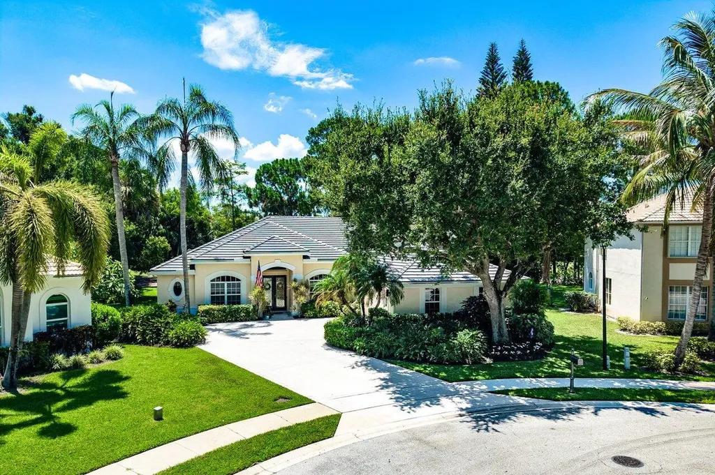 15730 Glen Willow Lane Wellington FL 33414