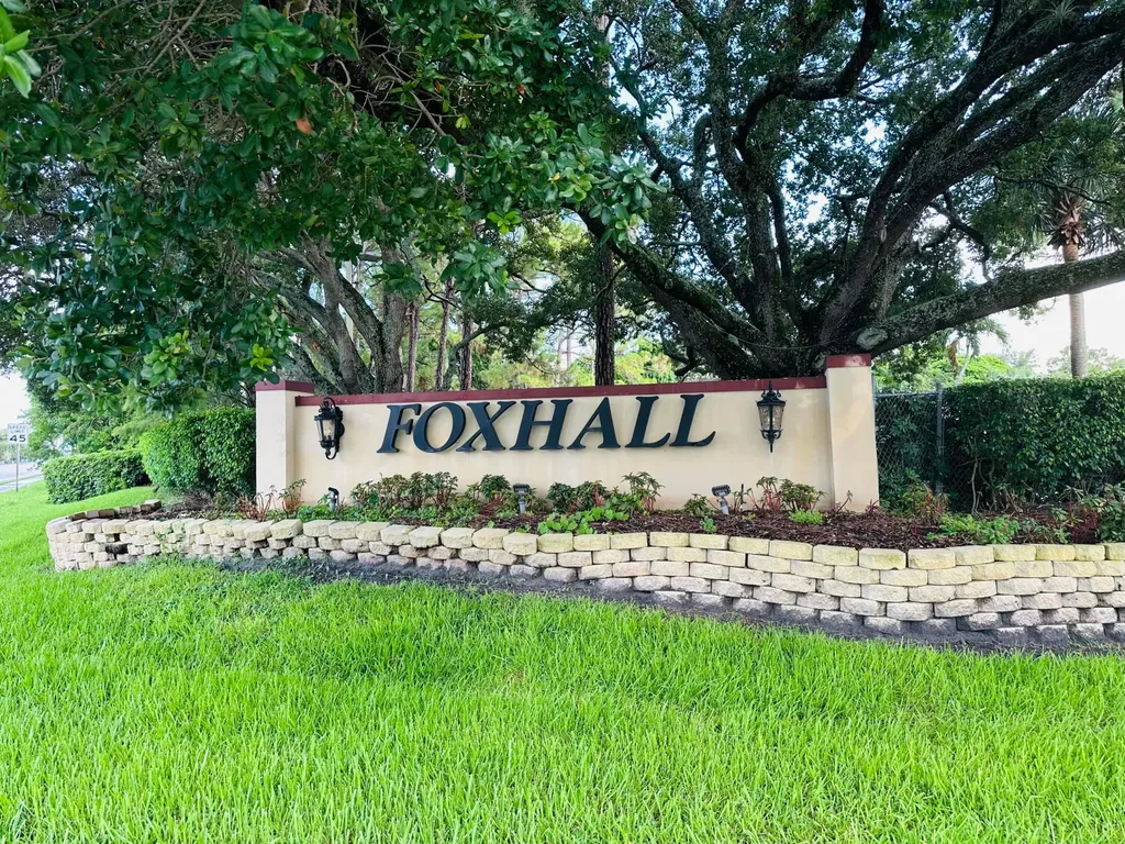 5165 Foxhall Place West Palm Beach FL 33417