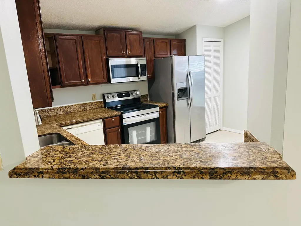 5165 Foxhall Place West Palm Beach FL 33417