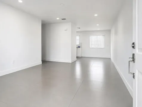 2152 SW 72nd Avenue Miami FL 33155