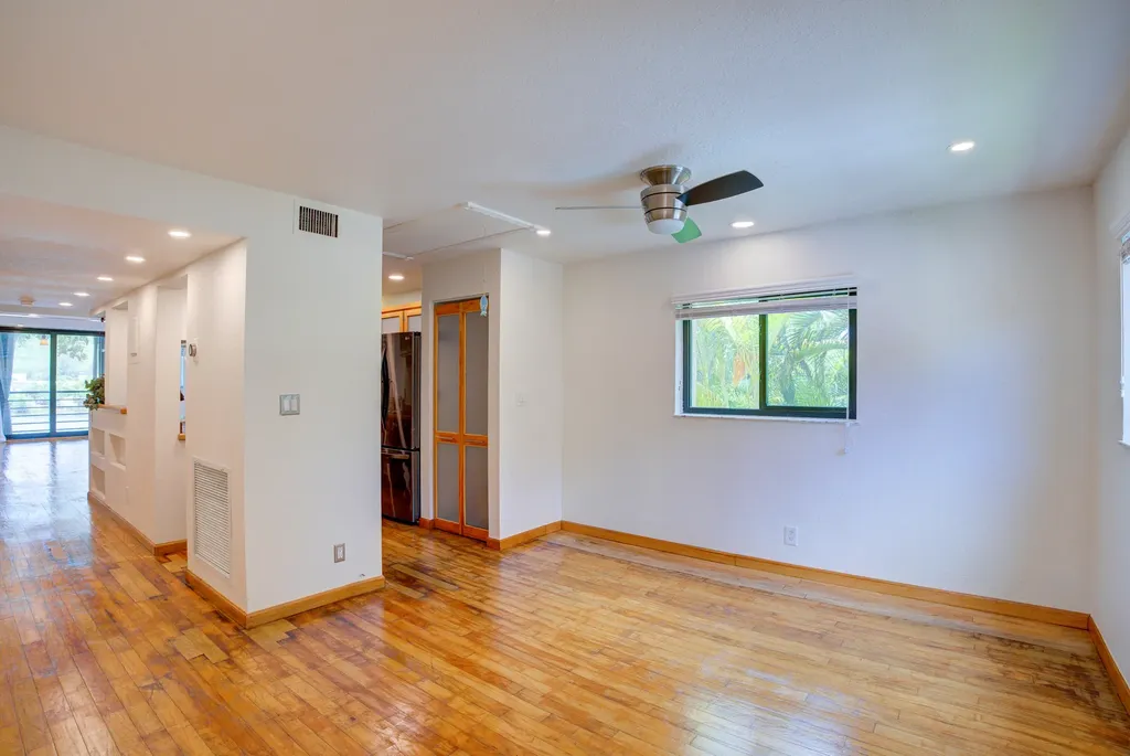 4491 Crystal Lake Drive Pompano Beach FL 33064