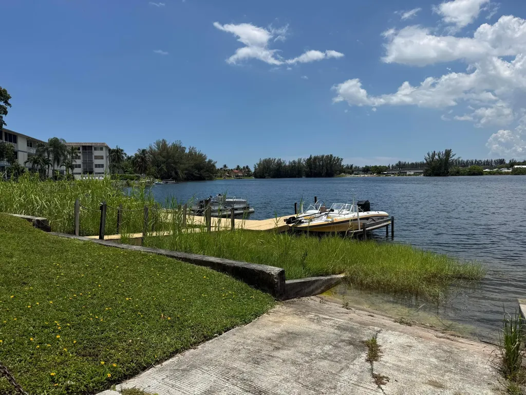 4491 Crystal Lake Drive Pompano Beach FL 33064