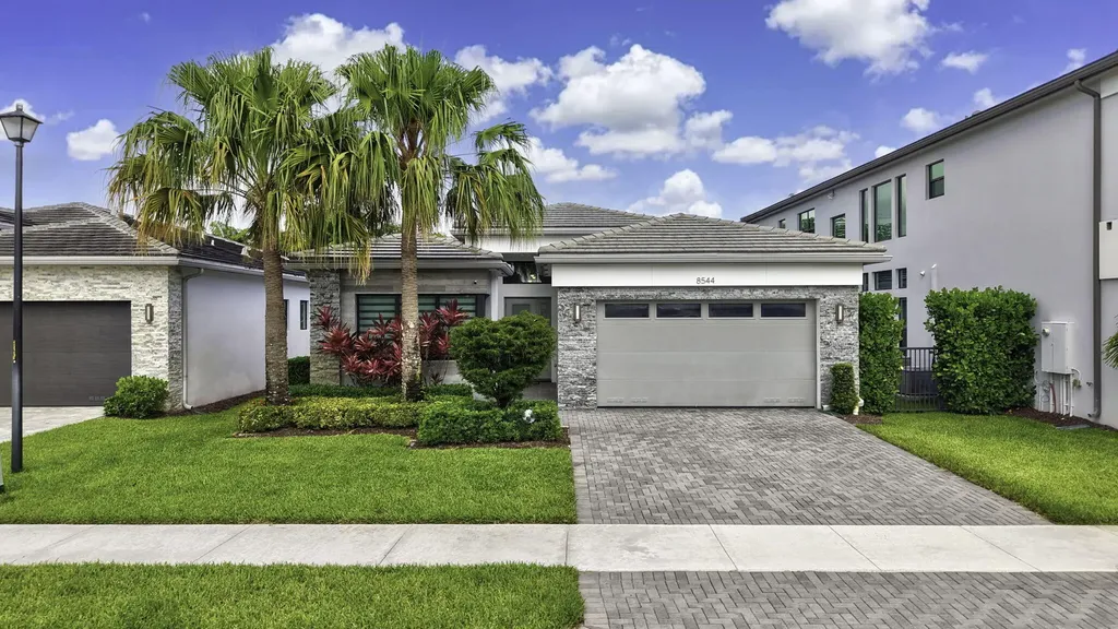 8544 Apple Falls Lane Boca Raton FL 33496