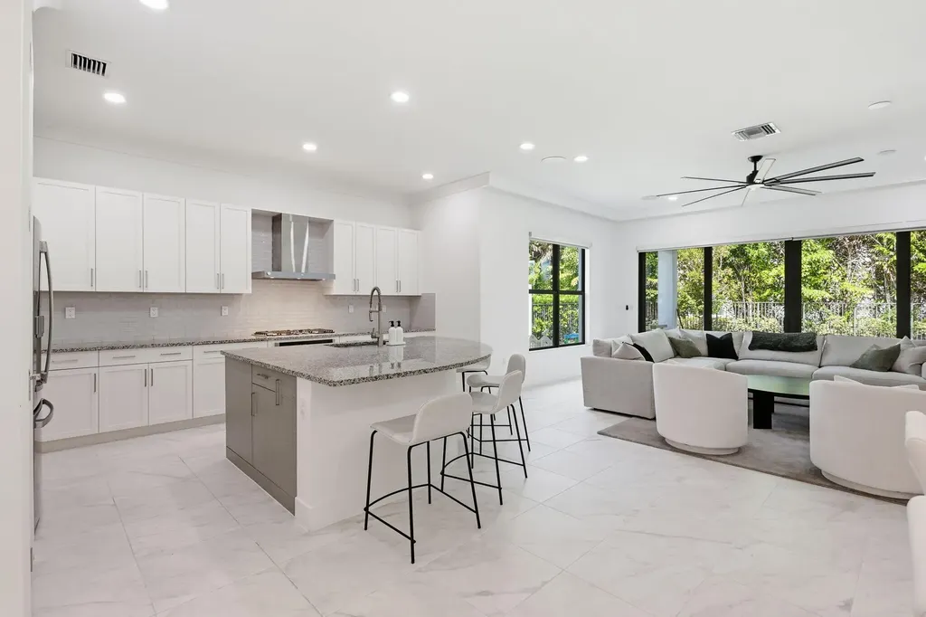 8544 Apple Falls Lane Boca Raton FL 33496