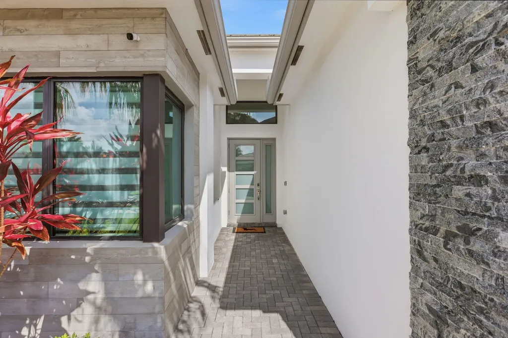 8544 Apple Falls Lane Boca Raton FL 33496