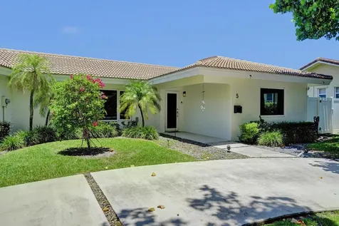 5 Gatehouse Road Sea Ranch Lakes FL 33308