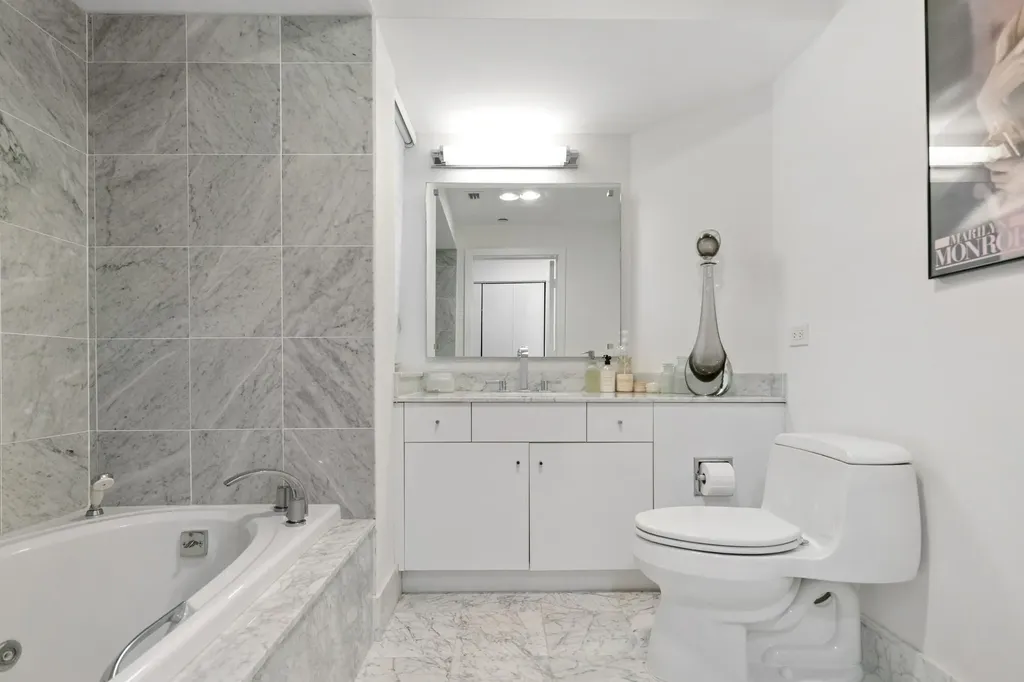 300 SE 5th Avenue Boca Raton FL 33432