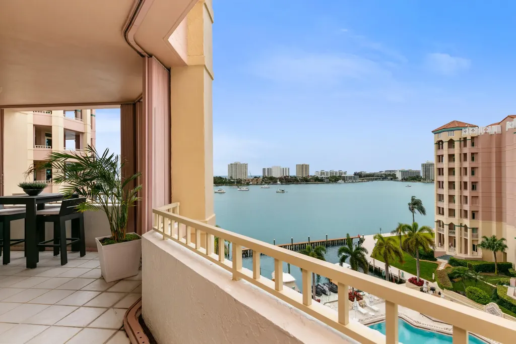 300 SE 5th Avenue Boca Raton FL 33432