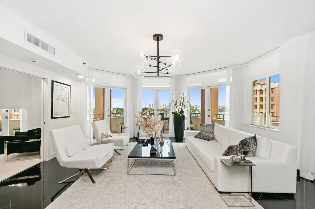 300 SE 5th Avenue Boca Raton FL 33432