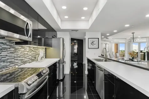 300 SE 5th Avenue Boca Raton FL 33432