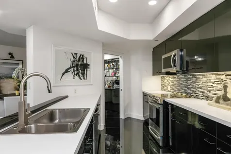 300 SE 5th Avenue Boca Raton FL 33432