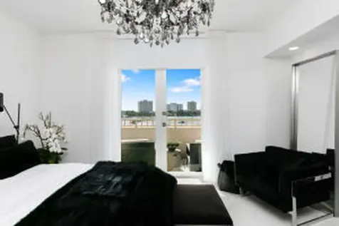 300 SE 5th Avenue Boca Raton FL 33432