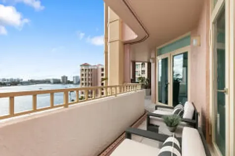 300 SE 5th Avenue Boca Raton FL 33432