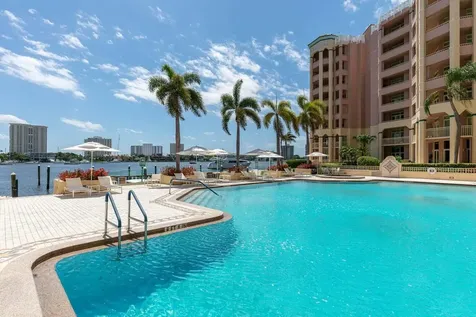 300 SE 5th Avenue Boca Raton FL 33432