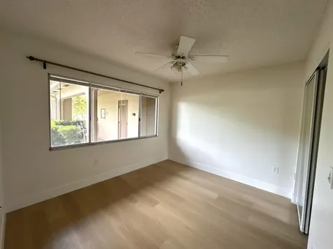 1400 SW 137 Avenue Pembroke Pines FL 33027