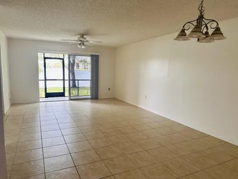 1400 SW 137 Avenue Pembroke Pines FL 33027