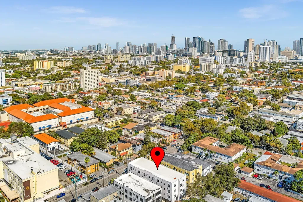 1142 SW 4th Street Miami FL 33130