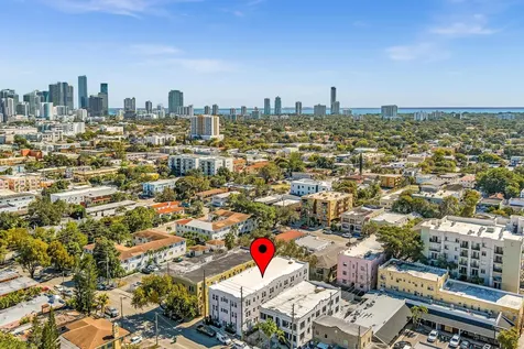 1142 SW 4th Street Miami FL 33130