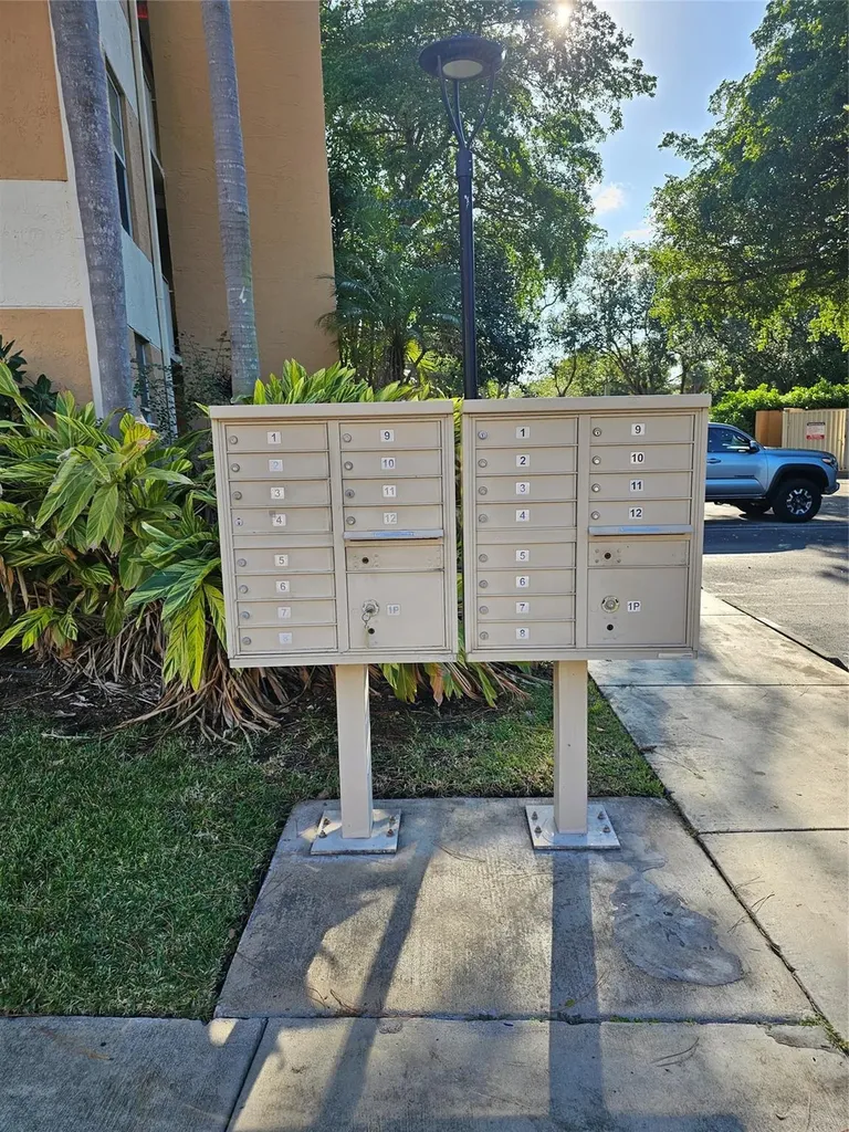 8294 NW 24th Street Coral Springs FL 33065