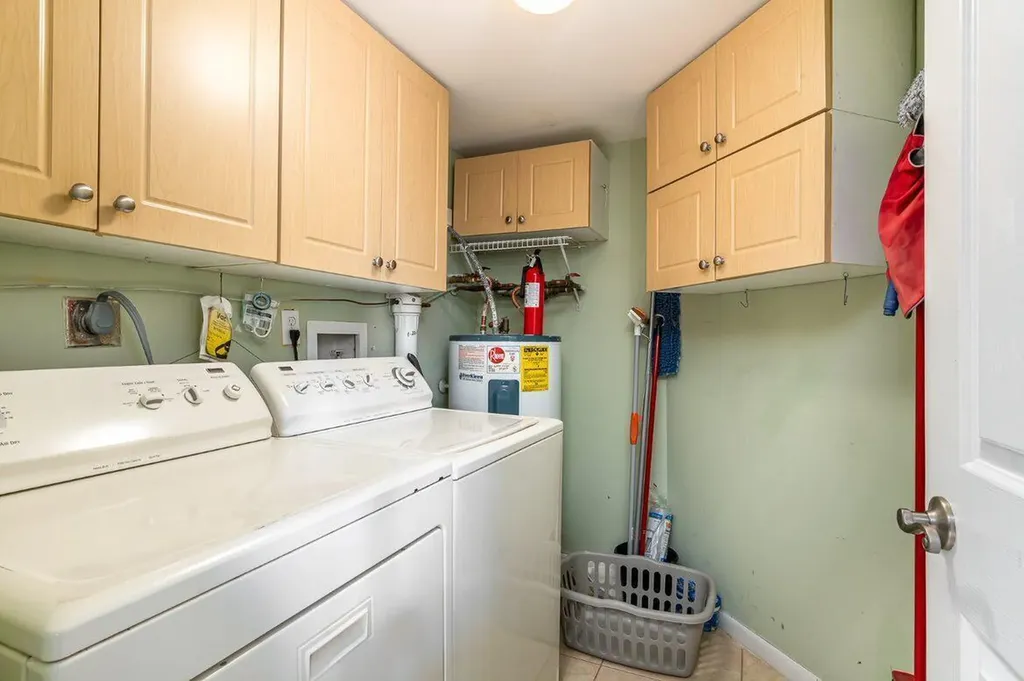 1915 Lavers Circle Delray Beach FL 33444