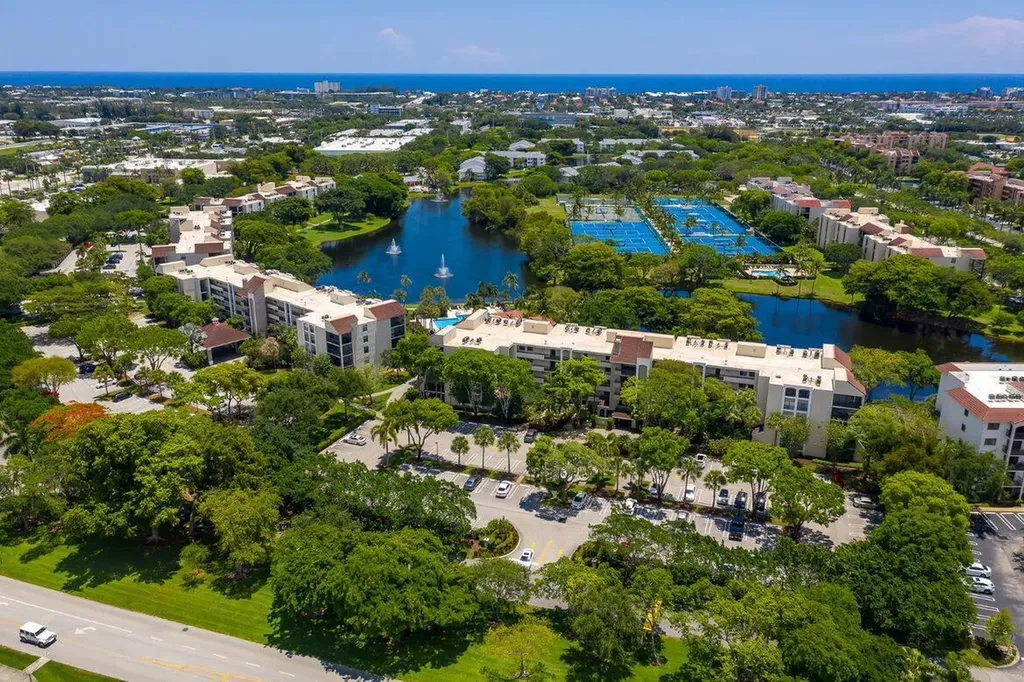 1915 Lavers Circle Delray Beach FL 33444