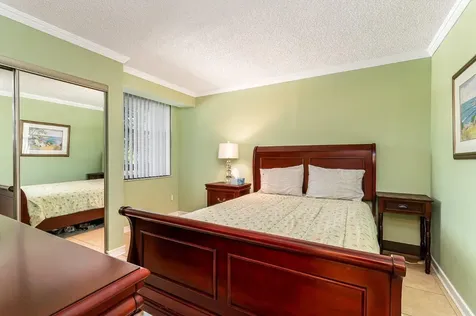 1915 Lavers Circle Delray Beach FL 33444