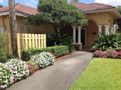 1915 Lavers Circle Delray Beach FL 33444