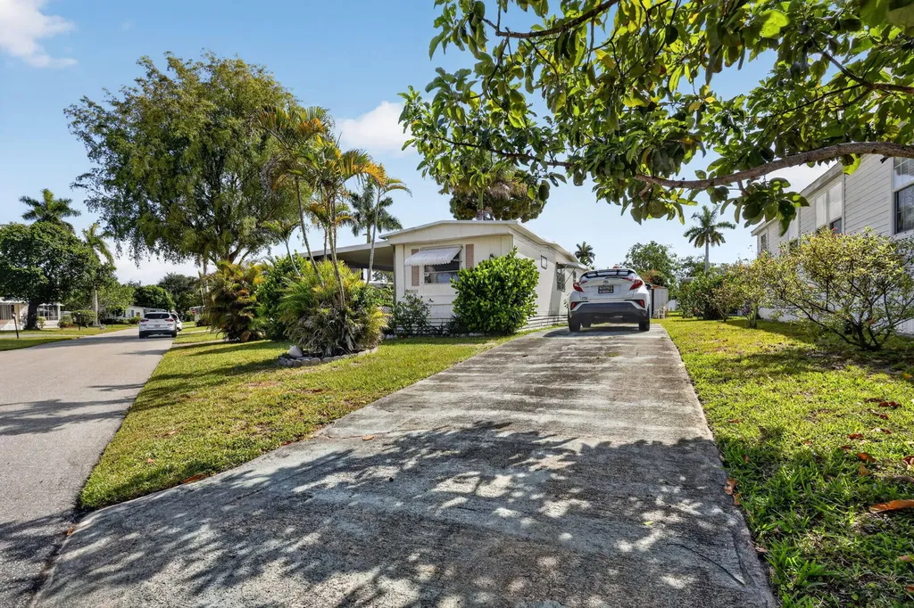 12375 S Military Trail Boynton Beach FL 33436