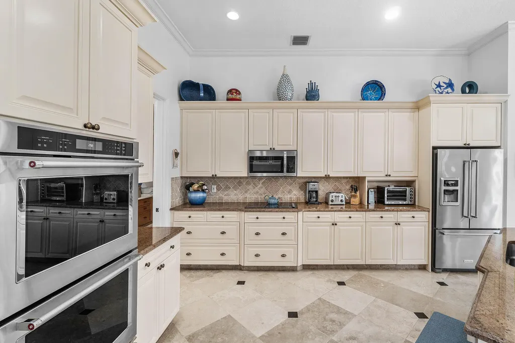 6847 W Liseron Boynton Beach FL 33437