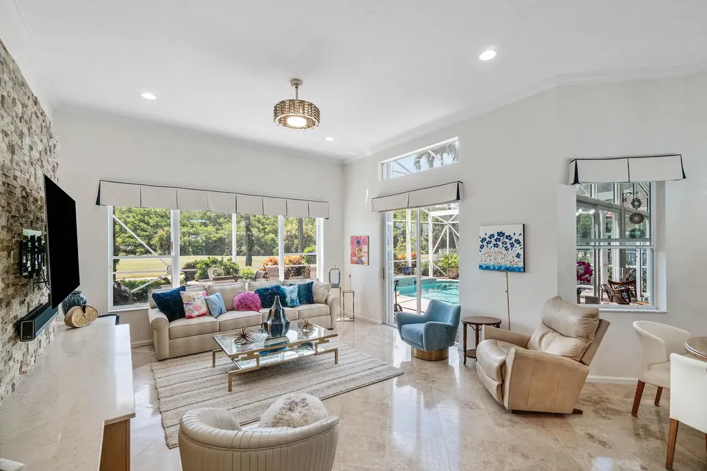 6847 W Liseron Boynton Beach FL 33437