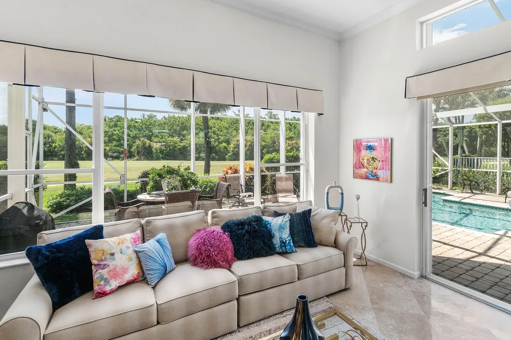 6847 W Liseron Boynton Beach FL 33437