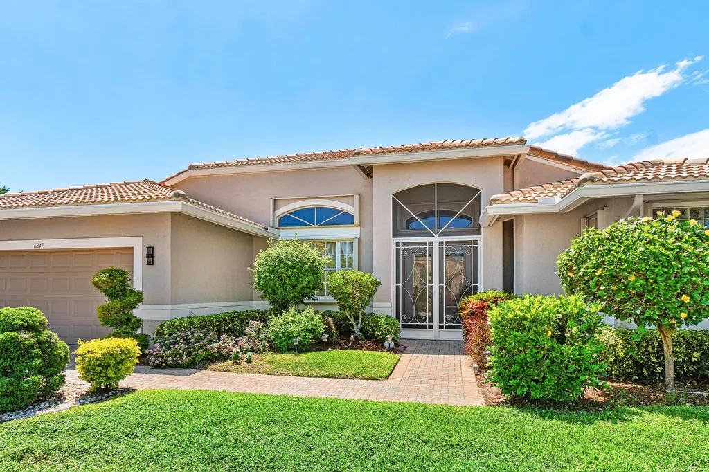 6847 W Liseron Boynton Beach FL 33437