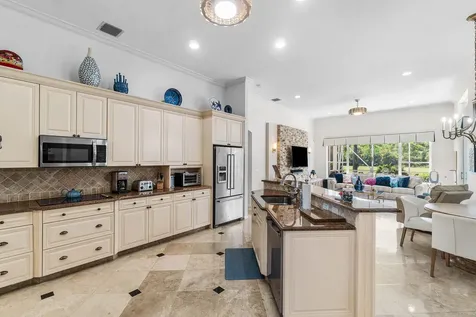 6847 W Liseron Boynton Beach FL 33437