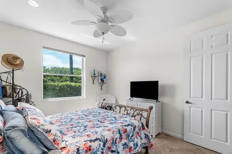 6847 W Liseron Boynton Beach FL 33437