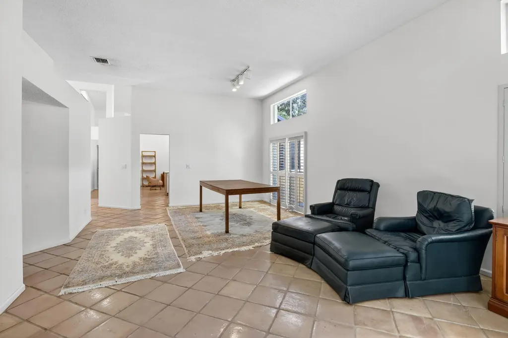 10124 NW 4th Street NW Plantation FL 33324