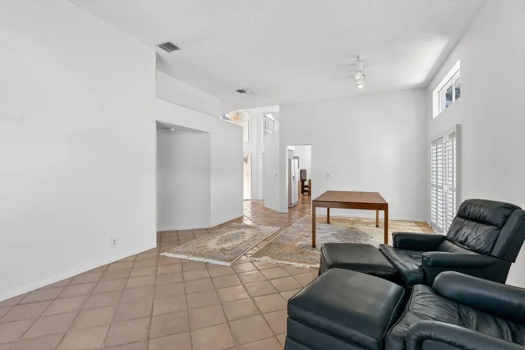 10124 NW 4th Street NW Plantation FL 33324