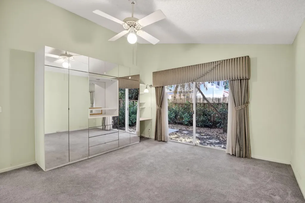 10124 NW 4th Street NW Plantation FL 33324
