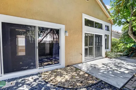 10124 NW 4th Street NW Plantation FL 33324