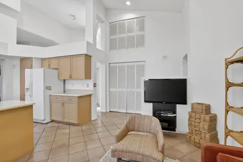 10124 NW 4th Street NW Plantation FL 33324