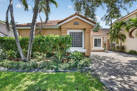 10124 NW 4th Street NW Plantation FL 33324