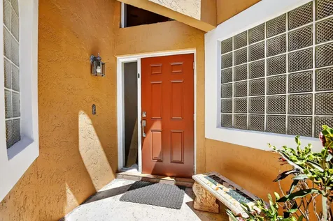 10124 NW 4th Street NW Plantation FL 33324